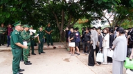 ខេត្តអានយ៉ាងទទួលពលរដ្ឋចំនួន ១៨០ នាក់ដែលត្រូវបានបញ្ជូនមកពីប្រទេសកម្ពុជា។