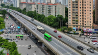 Hanoi foreslår løsninger for å håndtere feiljustering av noen brolagre på den forhøyede delen av Ringvei 3.