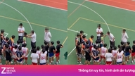 Video af træner, der slår studerende, vækker forargelse i Hongkong.