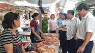 វ៉ានមឿវ - ក្វឹកទឹយ៉ាម ពង្រឹងការគ្រប់គ្រងលើអាជីវកម្មផលិតផលសត្វ។