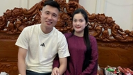 Defensor do Viettel: 1,80m de altura, esposa linda.
