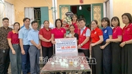 Trao hơn 40 triệu đồng hỗ trợ gia đình có hoàn cảnh đặc biệt khó khăn tại xã Hoàng Hoa Thám
