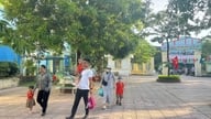Não há necessidade de acrescentar dois dias extras de folga para o Dia Nacional; nem todos têm filhos começando as aulas.