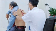 Yaklaşık 200 yaşlı kişiye ücretsiz solunum yolu hastalığı taraması ve muayenesi yapıldı.