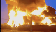 Ucraina lansează un atac devastator, un depozit de arme al Marinei Ruse explodează, iar baza din Kronstadt izbucnește în flăcări.