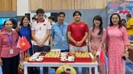 Promoting Vietnamese cuisine on International Day in Indonesia.