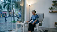 Hvorfor er ældre mennesker mere tilbøjelige til pludselige stigninger i blodtrykket, når vejret skifter?