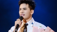 กว็อกเทียน: รักษาตำแหน่งของเขาไว้โดยไม่โอ้อวด ผ่านบทเพลงรักที่มาจากใจจริง