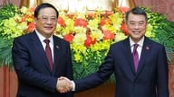 Wietnam i Laos zacieśniają współpracę gospodarczą, przechodząc od przyjaźni do efektywności.