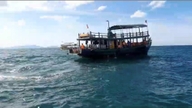 ทีมกู้ภัยช่วยเหลือผู้โดยสาร 19 คนจากเรือท่องเที่ยวที่จมลงนอกชายหาดกัวได