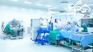 Spitalul Tam Anh a implementat cu succes roboți chirurgicali avansați într-o serie de proceduri.