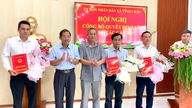 Vinh Chau Commune announces decisions regarding personnel matters.