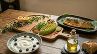 6 tipuri de alimente care ajută organismul să absoarbă cel mai bine vitamina D.