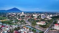 Tan Ninh شہری منصوبہ بندی (18,000 ہیکٹر): Tay Ninh میں ایک اہم سیاحت اور خدمت کا مرکز۔