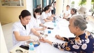 การนำแพทย์ผู้เชี่ยวชาญไปสู่ระดับรากหญ้าและยกระดับคุณภาพการดูแลสุขภาพด่านหน้า