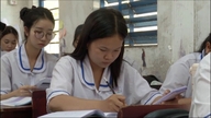 'ATV Continuing Education' awards scholarship to Nguyen Thi Ngoc Tram