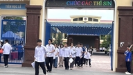 Lebih 290 calon di Hai Phong tidak hadir dalam peperiksaan Kesusasteraan.