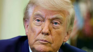 Yhdysvaltain presidentti Trump sanoo Iranin "joutuvan maksamaan hintaa".