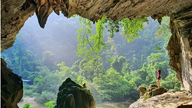 Phong Nha, Asya'nın doğayla iç içe en seçkin tatil beldesi olarak kabul edilmiştir.