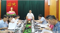 The Economic and Budgetary Committee of the Provincial People's Council reviewed the contents of the documents submitted to the third session.