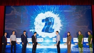 Ninh Binh puso en marcha un proyecto piloto de quiosco inteligente de administración pública, promoviendo el desarrollo de una administración digital centrada en las personas.