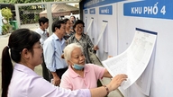 Ho Chi Minh City reducerer mere end 2.000 kvarterer og landsbyer, hvilket afslutter modellen med selvstyrende folkegrupper og boliggrupper.