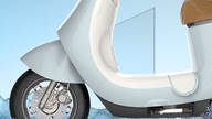 Descubre la motocicleta eléctrica a la venta en Vietnam: diseño femenino, precio de 19,5 millones de VND, equipada con prácticas funciones, frenos cerámicos de alta calidad y tan asequible como la Wave Alpha.