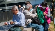 China memberi amaran tentang penipuan dalam talian yang menyasarkan orang yang terdedah.