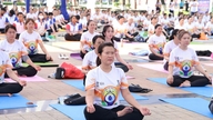 Over 1.000 mennesker deltog i International Yogadag 2026 i Can Tho.