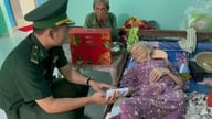 Border guards are a pillar of support in the hearts of the people.