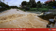 As fortes chuvas que duraram de 15 a 17 de junho colocaram o norte do Vietnã em risco de inundações.