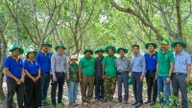 Apporter des solutions nutritionnelles scientifiques au Cambodge : un voyage vers des récoltes abondantes et prospères.