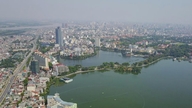 Hanoi: Underhåll av den befintliga vattenytan under renoveringsprojektet vid Västra sjön.