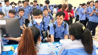 Cao Thang Technical College tillkännager antagningsresultat, där vissa huvudämnen ser en ökning med över 6 poäng.