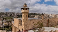 La situation en Cisjordanie s'envenime : Israël déclare unilatéralement contrôler la mosquée d'Ibrahim et l'accord d'Hébron est soudainement menacé.