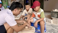 Turismo: Una nueva dirección para el desarrollo económico del pueblo alfarero de Bat Trang.