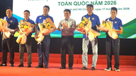 La délégation sportive étudiante de Hô Chi Minh-Ville part pour participer aux Jeux sportifs nationaux des lycées.
