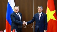 وزیر اعظم لی من ہنگ نے Rosatom اور Zarubezhneft کے CEOs کا استقبال کیا۔