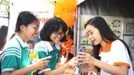 កុំប្រែក្លាយការណែនាំអាជីពទៅជា "ការរុករករលកនៃឧស្សាហកម្មដែលកំពុងពេញនិយម"។