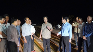 Mempercepat kemajuan proyek Jalan Raya Nasional 15D yang menghubungkan Pelabuhan My Thuy dengan jalan tol Cam Lo - La Son.