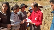 Tat Vien köyünden 'hayırsever Bay Quang'