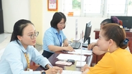 Hanoi: Stroomlijning van het administratieve apparaat door de invoering van een lokaal bestuursstelsel met twee niveaus.