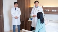 Seorang gadis muda dengan kelengkungan tulang belakang 110 derajat mendapatkan kembali kepercayaan dirinya setelah menjalani operasi selama 7 jam di Vinmec Smart City.