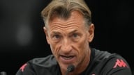 Jurulatih Hervé Renard: Daripada dipecat oleh Nam Định selepas 70 hari kepada jurulatih yang akan memimpin pasukan di Piala Dunia.