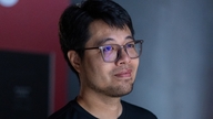 딘 투안 부는 티에우 비를 선택한 이유를 설명하고, 영화 '은둔게'의 흥행 수익에 대한 자신의 생각을 공유합니다.