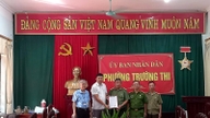 El distrito de Truong Thi, en la provincia de Ninh Binh (anteriormente Nam Dinh), anuncia y presenta la decisión que permite la creación de una asociación socioprofesional.