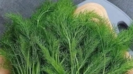 Cette plante, que l'on trouve couramment sur les marchés, aide à prévenir la dépression et à réduire les crampes menstruelles.