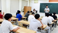 The top scorer in Hanoi's entrance exam for non-specialized 10th grade achieved 29.75 points.