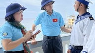 Truong Sa - tempat di mana kecintaan pada tanah air diungkapkan dari laut.