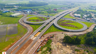 Se están llevando a cabo las obras de construcción de una importante carretera que conectará con el aeropuerto de Long Thanh.